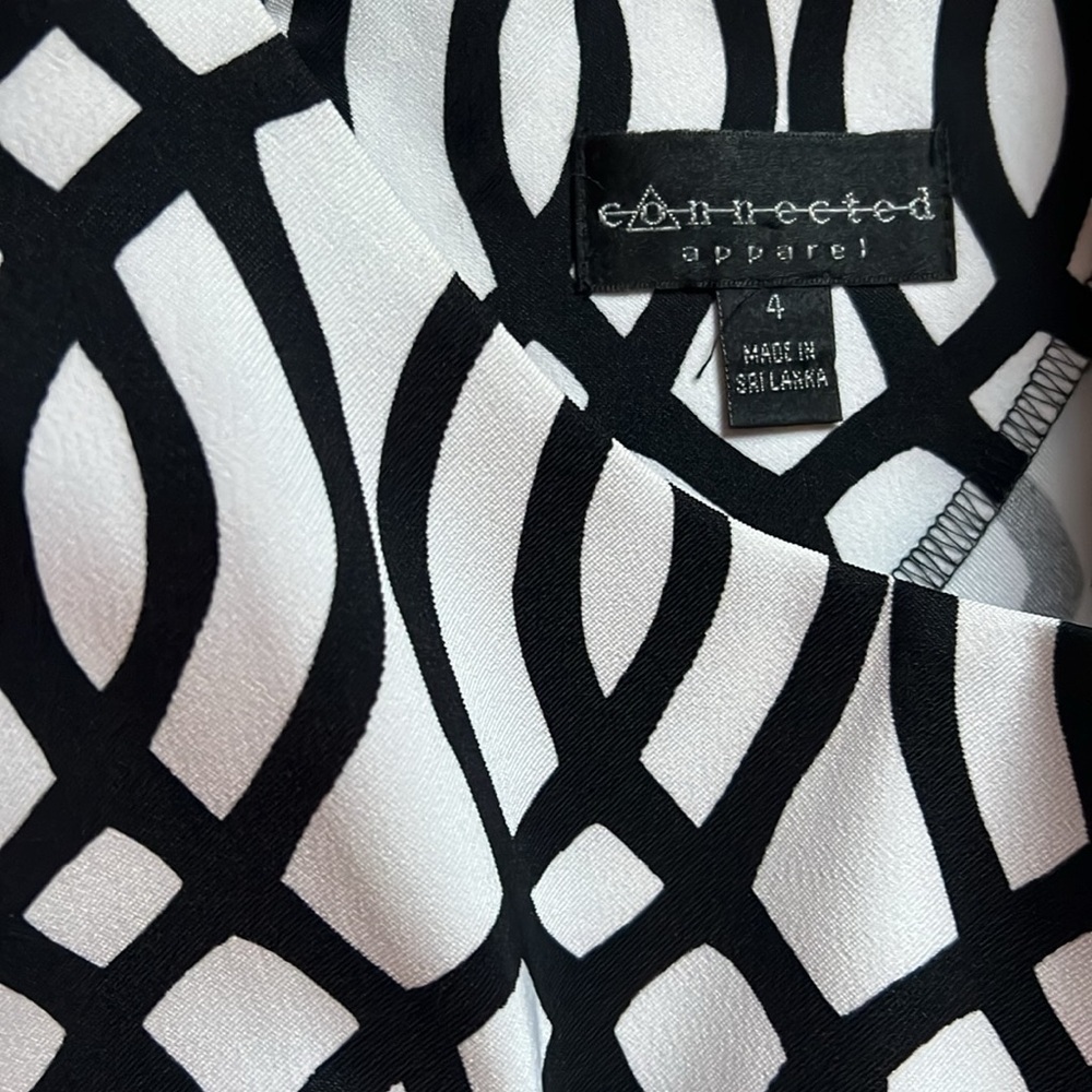 Black and white geo stretch sleeveless dress 4 - Picture 3 of 4